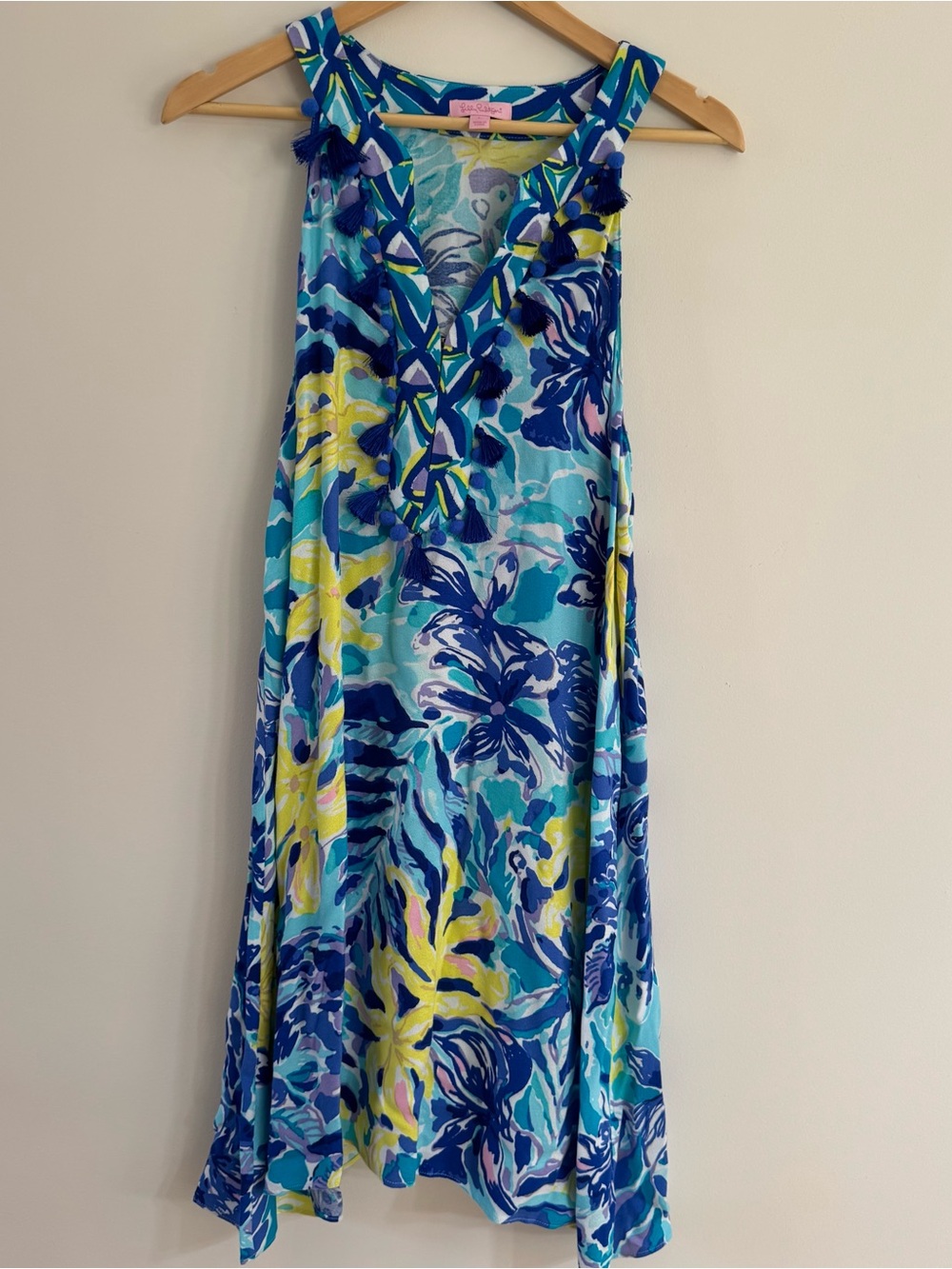 Lilly Pulitzer Large Dress Tassel Accent V-Neck Sleeveless Floral Tropical Blue